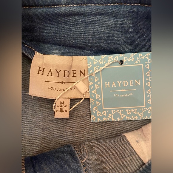 NWT Hayden Los Angeles Woman’s Stretch Denim Skirt Size Medium - Picture 3 of 7